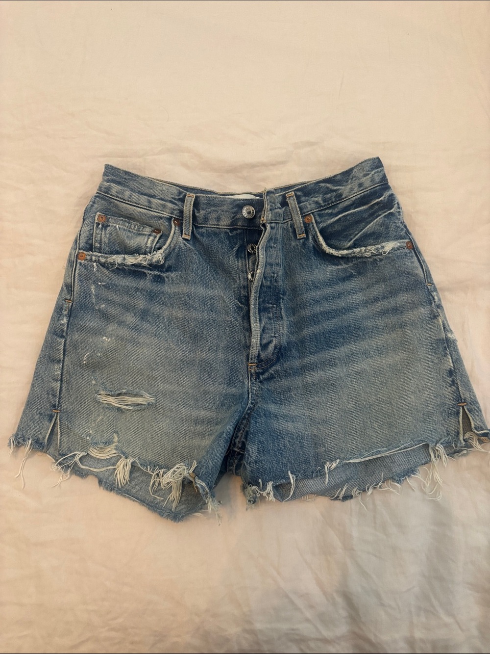 Agolde Dee Distressed Denim Shorts - Light Blue